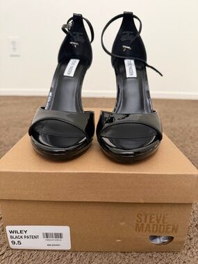 Steve Madden Black Patent Open-Toe Ankle-Strap Heels